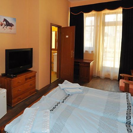 Hotel U Radnice Louny Cameră foto