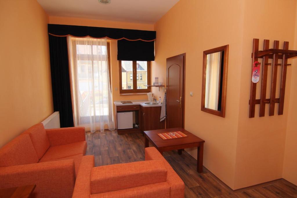Hotel U Radnice Louny Cameră foto